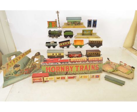 Hornby 0 Gauge smaller Trains and Accessories (qty), No. 20 c/w loco with No. 30 tender, two M1 Pullman coaches, three MO/No.