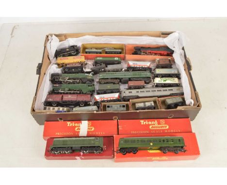 Hornby Tri-ang Trix Fleischmann and other 00 and H0 gauge Locomotives and rolling stock (27), comprising  in original boxes T