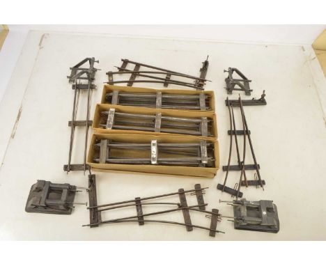 Vintage Gauge 1 Tinplate 3-rail Track (qty), a moderate quantity of B-L raised-3rd rail wood-based track, straights and curve