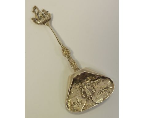 A 19th century Dutch silver caddy spoon, import marks for Berthold Muller, Chester 1902
