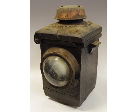 LNER M83A / S40A Cast Iron Railway Train Crossing Lamp / Lantern