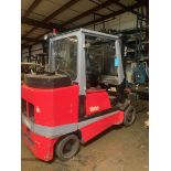 Yale Forklift LP Gas. 10,000 lbs. Model GLC100 MGNSAV090. Serial B818D01566S. Solid Tires, Rigging