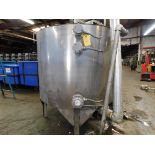 Stainless Steel Tank, 59.5 inches Diameter, 48.5 inches Height, Agitator/Mixer, Discharge Bottom,