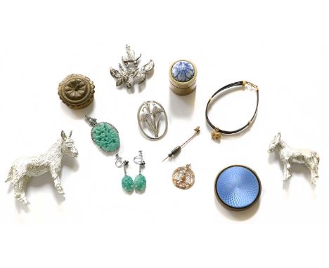 A Small Quantity of Jewellery Including, a 9 carat gold pendant, a fox mask stickpin, various pairs of earrings, chains, broo