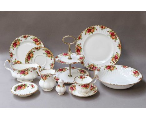 Royal Albert Old Country Roses, a comprehensive tea and dinner service including a pair of vegetable tureens in original boxe