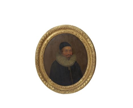 English School (17th/18th century)  portrait of Inigo Hunt  oil on canvas, 73 x 60cm, oval in carved giltwood frame  Provenan