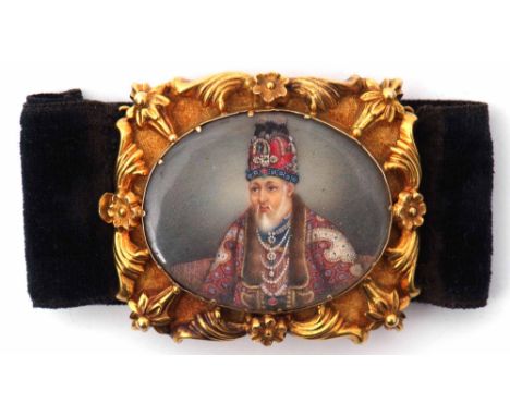 Indian School hand painted portrait bracelet of Akbar II, reign 1806-1837, Penultimate Mughal, Emperor of India, the oval gla
