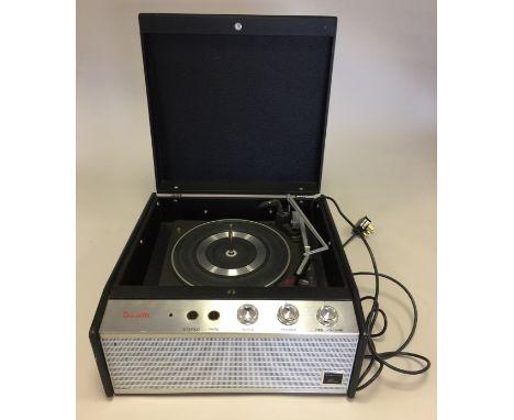 DANSETTE PRINCE. A portable Dansette Prince automatic record player. In good working condition.