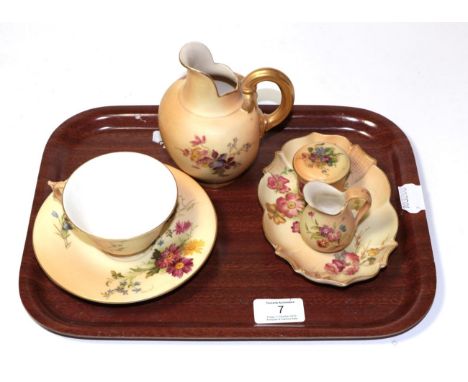 ^  Royal Worcester blush ivory comprising: small jug, teacup and saucer, pin tray, trinket box and cover and a ewer (6)