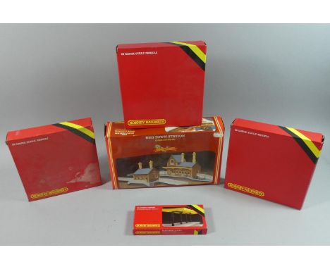 A Boxed OO Gauge Hornby Railways Station to include 3R460 18 Straight Platforms and R.593 Town Station 