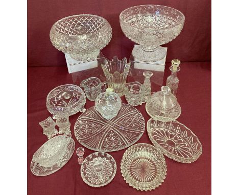 A collection a vintage glass and lead crystal. To include fruit bowls dishes, plate sand vases.  