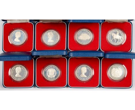 PROOF SILVER CROWNS. GREAT BRITAIN AND BRITISH COMMONWEALTH ROYAL SILVER JUBILEE 1977, ALL CASED (8)