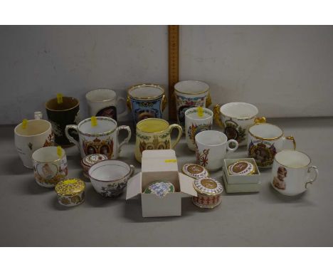 Quantity of ceramic wares including some bone china trinket boxes, a Crown Staffordshire George VI commemorative mug etc