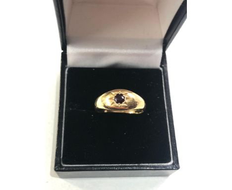 18ct gold ruby gypsy ring weight 4.7g 