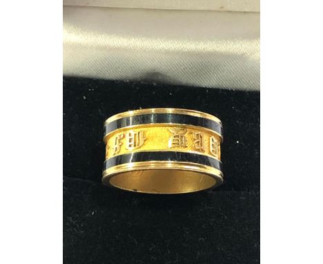 Fine 18ct gold &amp; enamel mourning ring engraved william head 7th sep 1817  full georgian gold hallmarks in good condition 