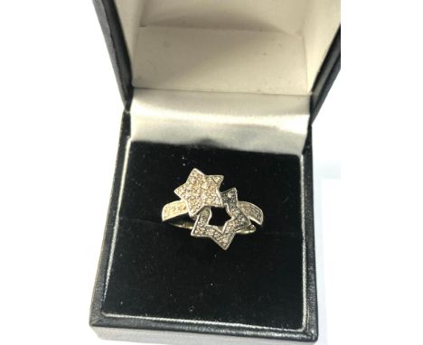 14ct white gold diamond star ring weight 4.4g 