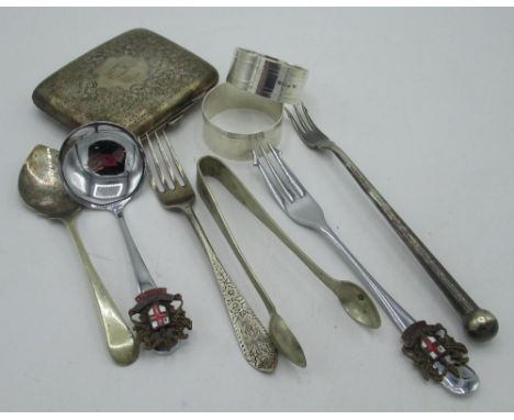 Pair of Geo.V hallmarked sterling silver engine turned napkin rings, initialled by James Griffiths, Birmingham, 1914 together