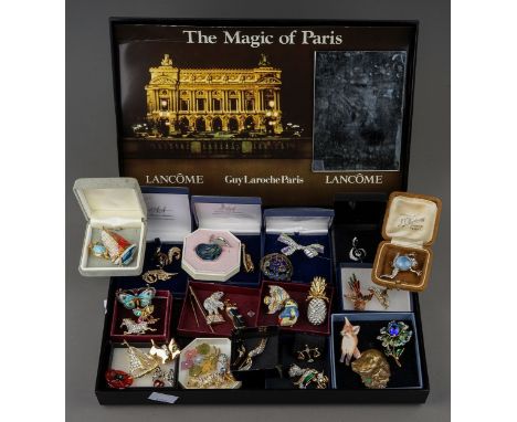 Large collection of vintage brooches to include several Atwood Collection enamelled samples, enamelled silver butterfly,  Maz