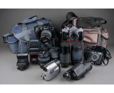 A collection of mixed cameras and accessories to include Praktica mtl3 With tesser 50mm 2.8, Optimal 80-200mm 4.5, Cobra md21