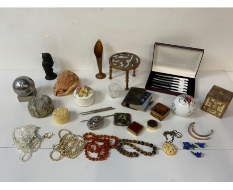 Costume Jewellery, Trinket Boxes, Powder Compact etc 