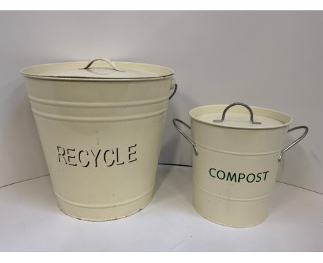 2x Enamel Buckets 