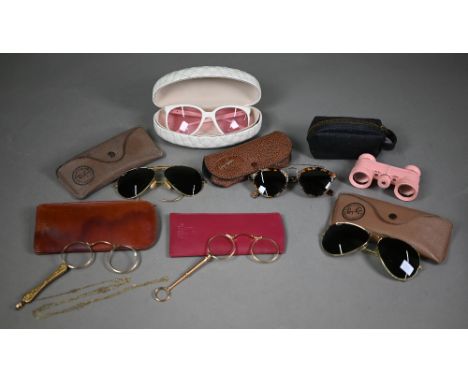 Ray-Ban - A collection of vintage sunglasses including two pairs Aviator (cased), tortoiseshell (cased), white frames with pi
