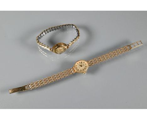 A Rotary quartz movement lady's wristwatch, 9ct gold on integral link bracelet to/w a vintage Rotary lady's wristwatch, 9ct, 