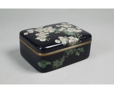 AMENDMENT BASE METAL NOT SILVER A late 19th or early 20th century Japanese cloisonne on silver jewellery box and cover, decor