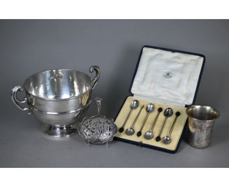 A heavy quality small silver rose bowl with twin scroll handles and raised foot, Jay, Richard Attenborough Co Ltd., Chester 1