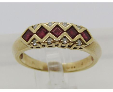 9ct square cut ruby and diamond ring, size K, 2.4g 