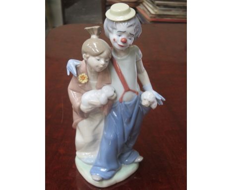 LLADRO SOCIETY 2000 GLAZED CERAMIC FIGURE GROUP, No 7686, APPROXIMATELY 23cm HIGH