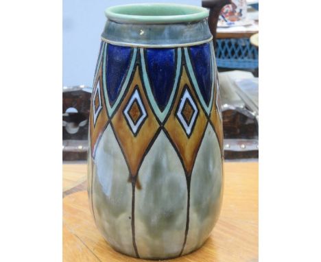 ROYAL DOULTON GLAZED CERAMIC VASE, APPROXIMATELY 23cm HIGH 