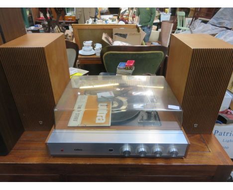 VINTAGE ULTRAX STEREO TURNTABLE DECK AND SPEAKERS 