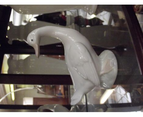 Nao figure of a goose