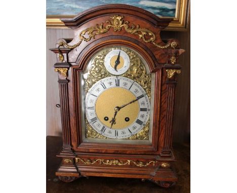 A good quality late 19th century bracket clock