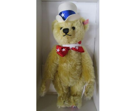 Steiff teddy in box
