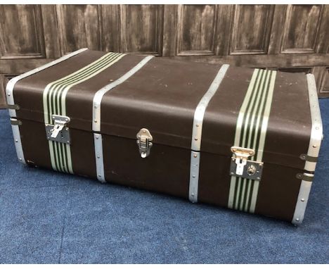 VINTAGE TRAVEL TRUNK, 91cm wide