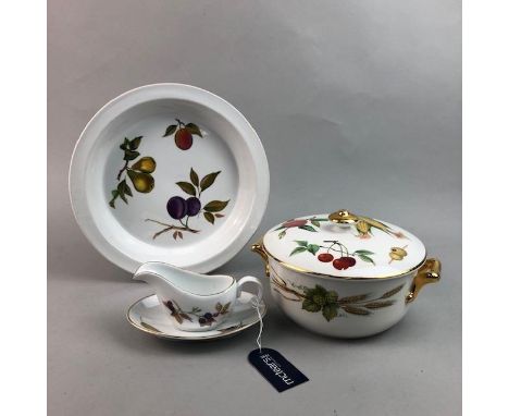 ROYAL WORCESTER 'EVESHAM' PATTERN PART DINNER SERVICE, including eight lidded tureens and two pie dishes