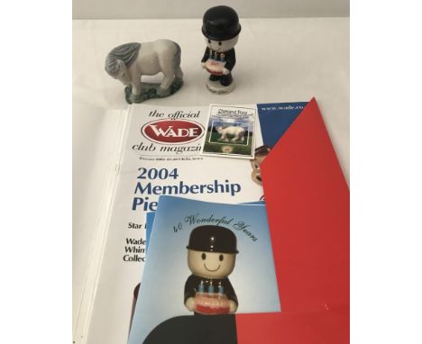 2 Limited Edition Wade ceramic collectable figures together with Official Wade club magazines. A Key Kollectables "Happy Birt