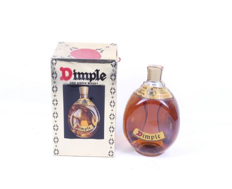 A bottle of John Haig & Co Dimple blended scotch whisky. 1l, no vol shown.