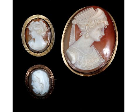 Large oval portrait cameo, yellow metal mounts marked 750, 5.5cm; and two other portrait cameo brooches with yellow metal mou