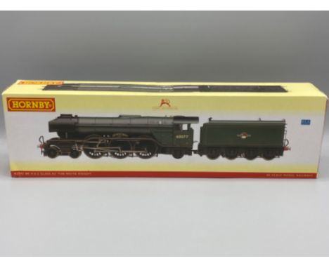 Hornby 00 scale model railways locomotive &amp; tender - R 2342 BR 4-6-2 class A3 locomotive ‘white knight’