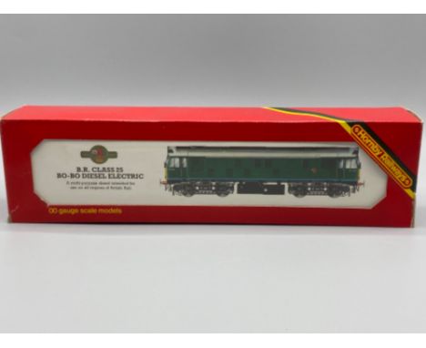 Hornby Railways 00 Gauge scale model locomotive - B.R. Class 25 BO-BO Diesel Electric, with original box