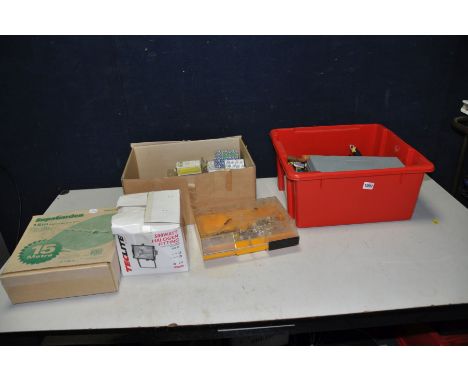 TWO TRAYS CONTAINING HANDTOOLS AND HARDWARE including a box of barbed wire, a halogen lamp, an electric screwdriver ( doesn't