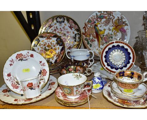 A GROUP OF ASSORTED ROYAL CROWN DERBY PLATES, CUPS, SAUCERS, etc, including five assorted 19th and 20th Century Japan pattern