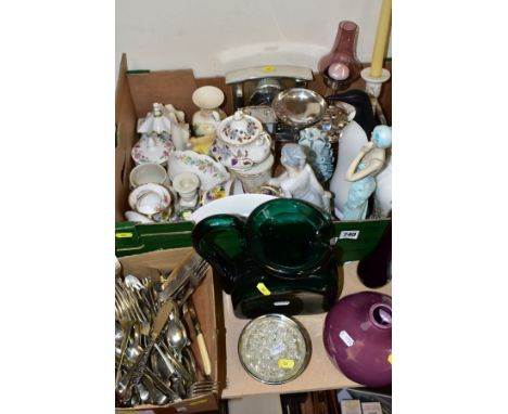 A BOX AND LOOSE CERAMICS AND SUNDRYS, ETC, to include a Royal Albert Lorraine covered sugar bowl, Dorchester tea wares, Minto