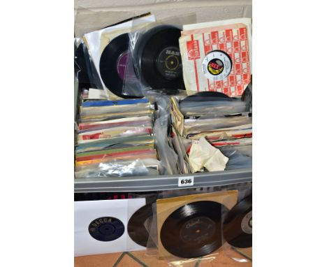 A TRAY CONTAINING OVER THREE HUNDRED AND FIFTY 7in SINGLES including The Move, Pickettywitch, The Yardbirds, The Kinks, The R