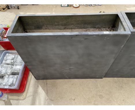 A TALL BLACK RECTANGULAR FIBRE GLASS TROUGH PLANTER (100CM x 90CM x 30CM) 