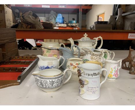 A VINTAGE AND VICTORIAN LOT TO INCLUDE A SUSIE COOPER JUG PLUS TEAPOT, JUGS, ETC 