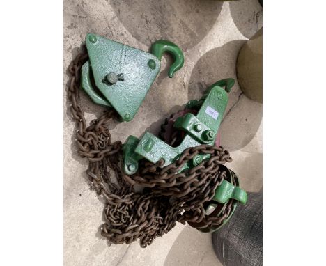 A VINTAGE BLOCK AND TACKLE 